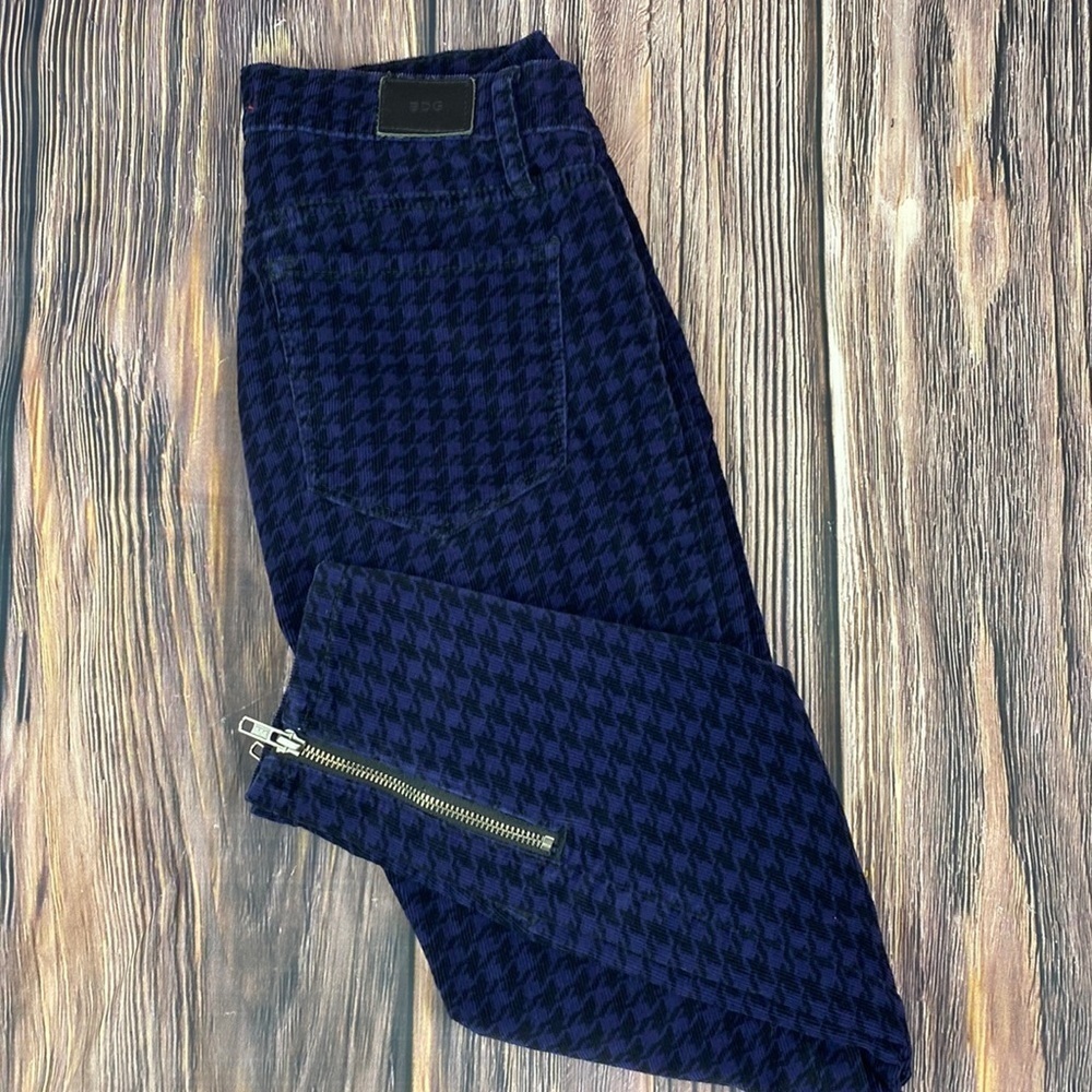 Woman’s BDG Black & Purple Houndstooth Skinny Pants W/ Ankle Zippers - Size 25